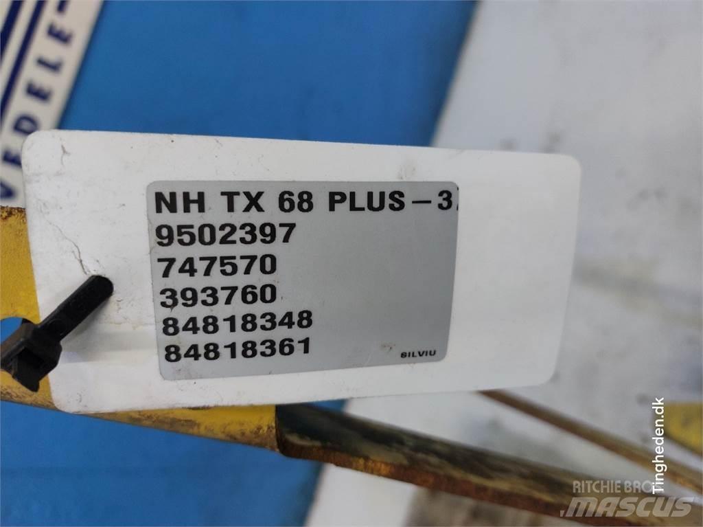 New Holland TX68 Sableuse et saleuse