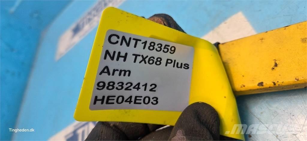 New Holland TX68 Sableuse et saleuse