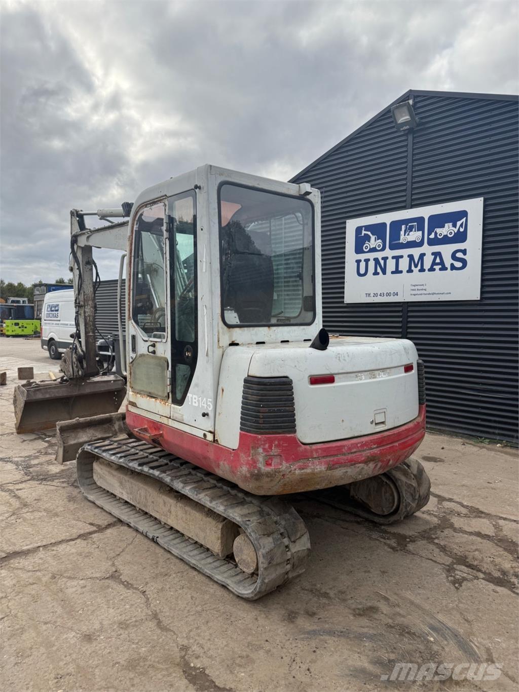 Takeuchi TB145 Pelle sur chenilles