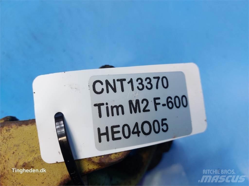 Tim M2 F-600 Arracheuse de betteraves