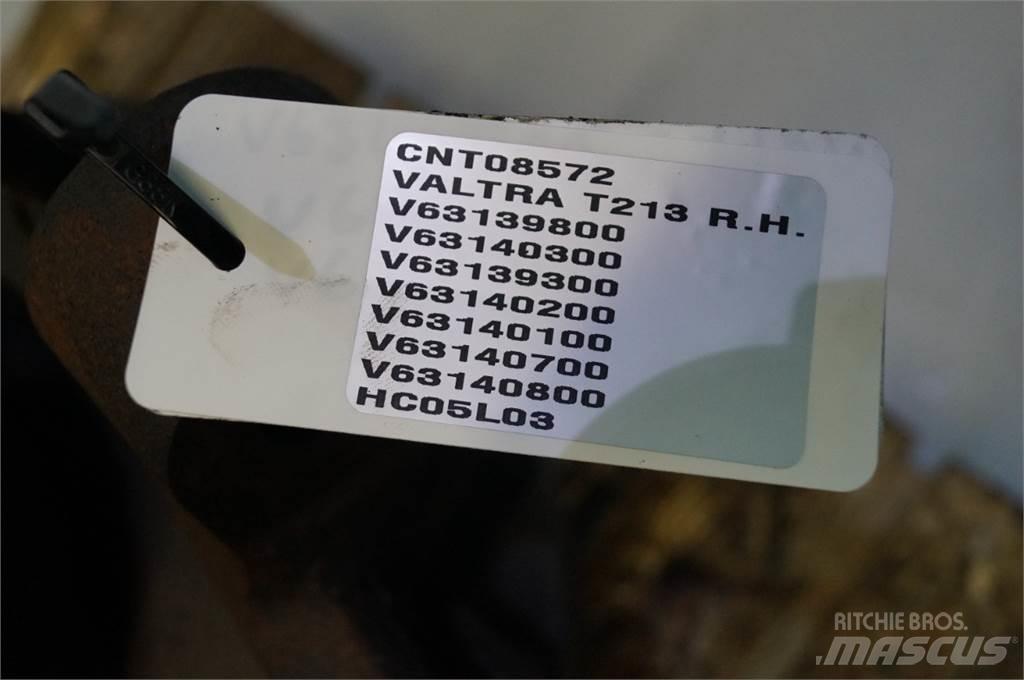 Valtra T213 Autres équipements pour tracteur