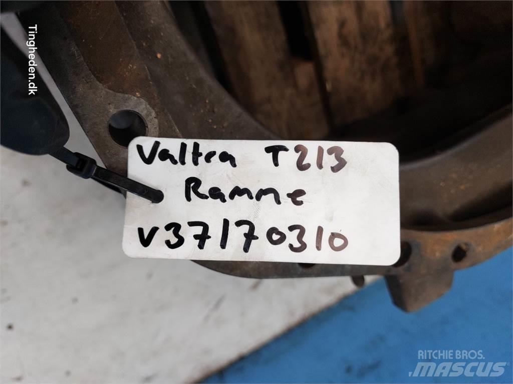 Valtra T213 Autres équipements pour tracteur