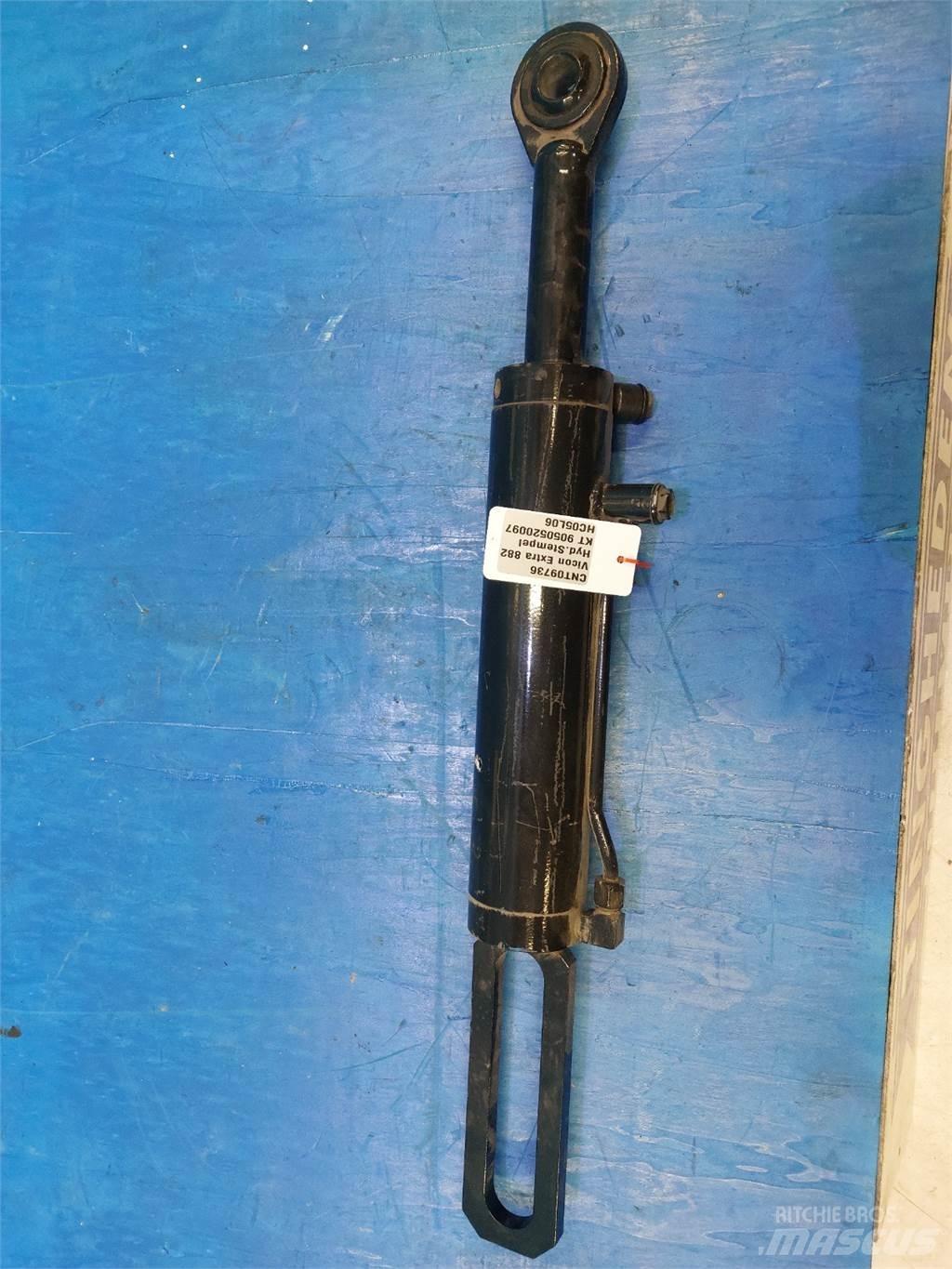 Vicon Extra 832 Faucheuse