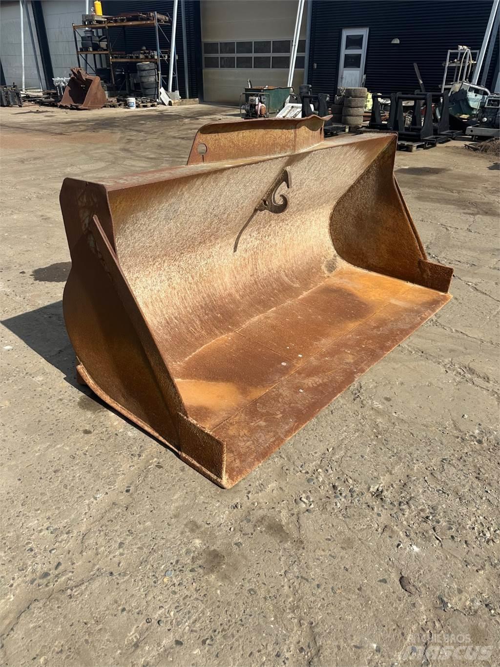 Volvo 2500mm Lame