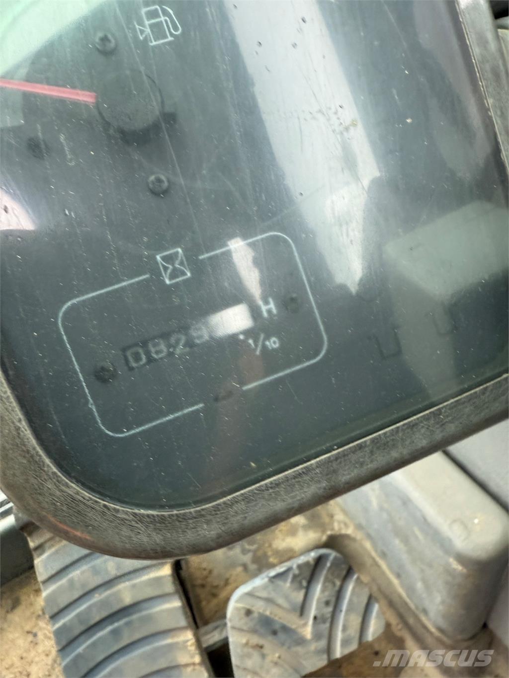 Volvo EC210 Pelle sur chenilles