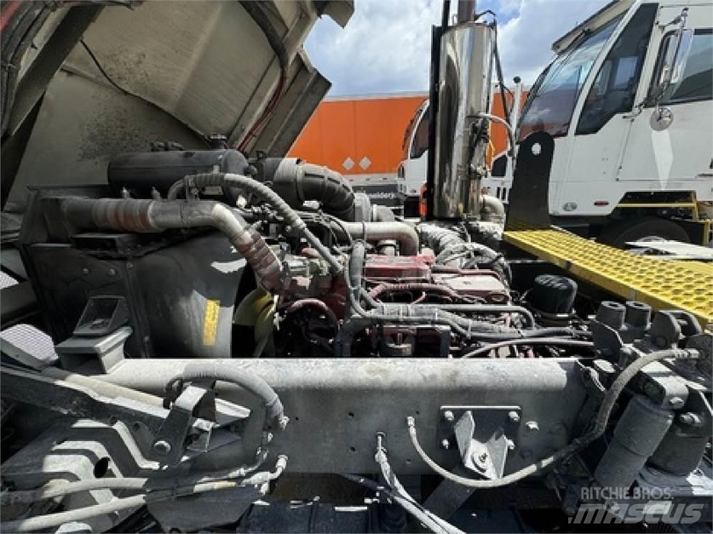 Autocar ACTT42 Tracteur de manœuvre