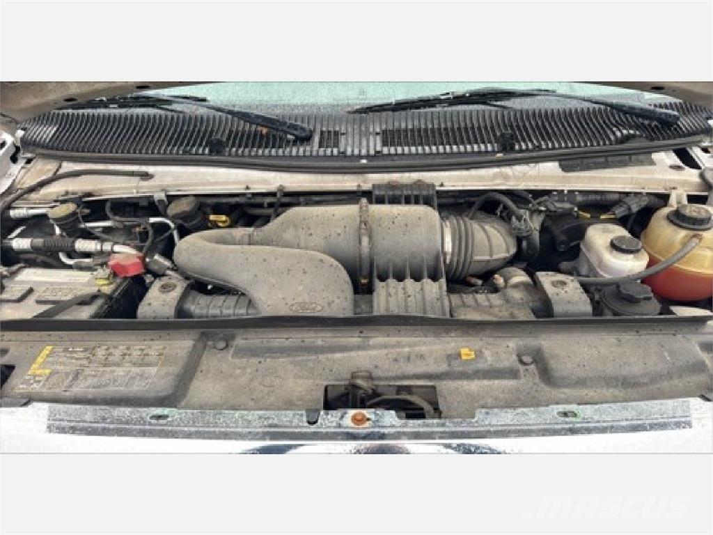 Ford E350 Camion Fourgon