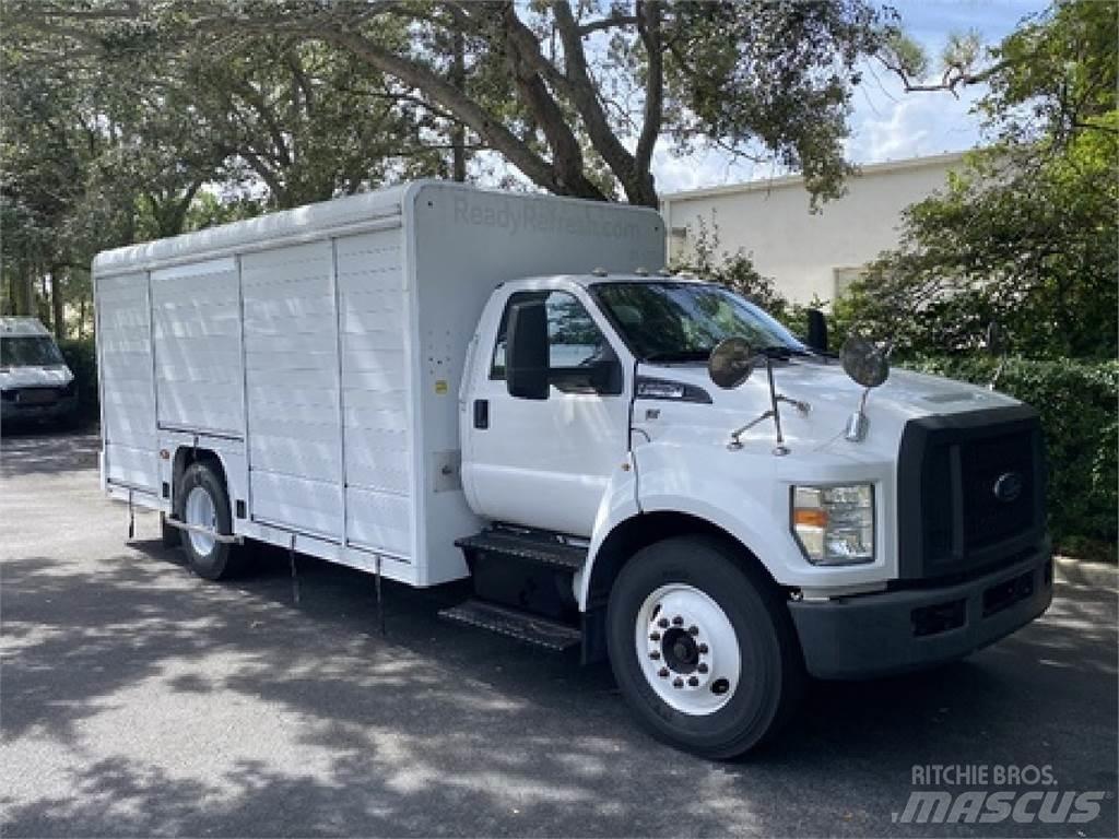 Ford F650 Camion de livraison de boisson