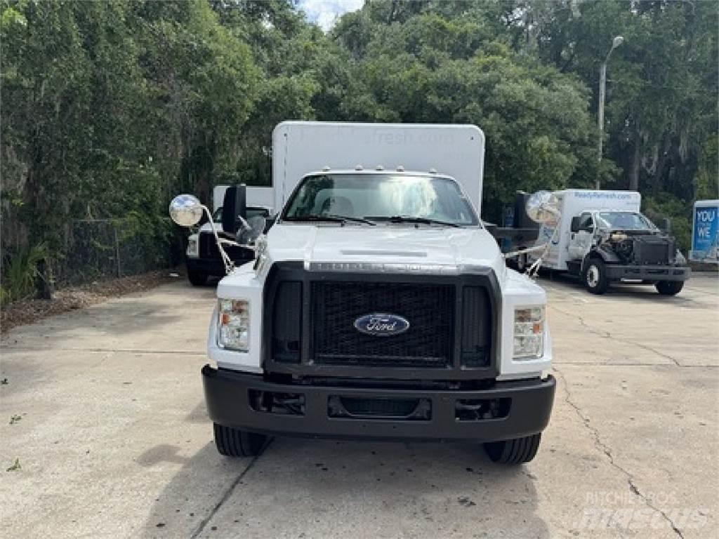 Ford F650 Camion de livraison de boisson
