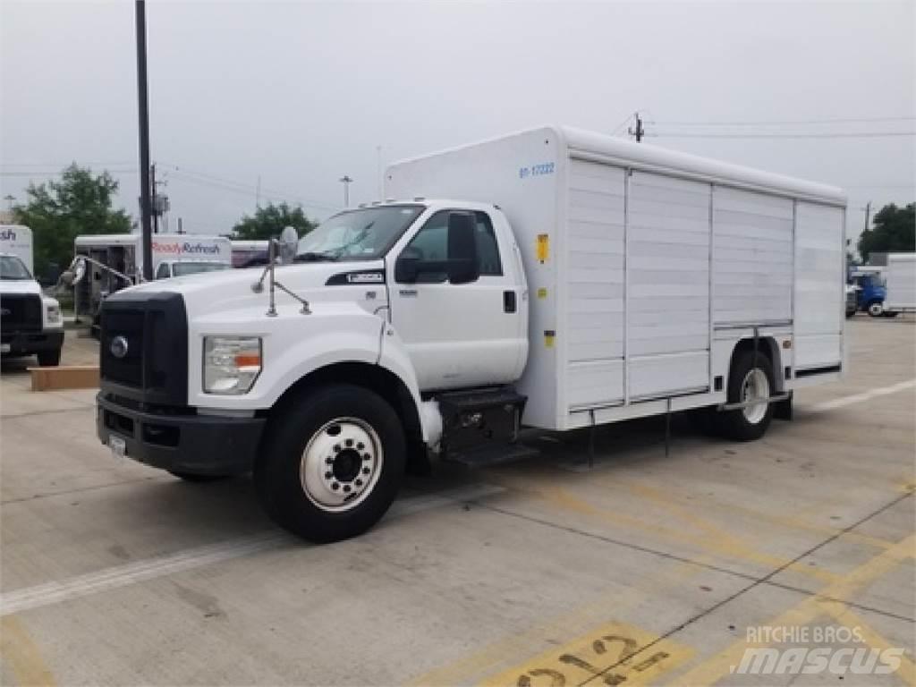 Ford F650 Camion de livraison de boisson