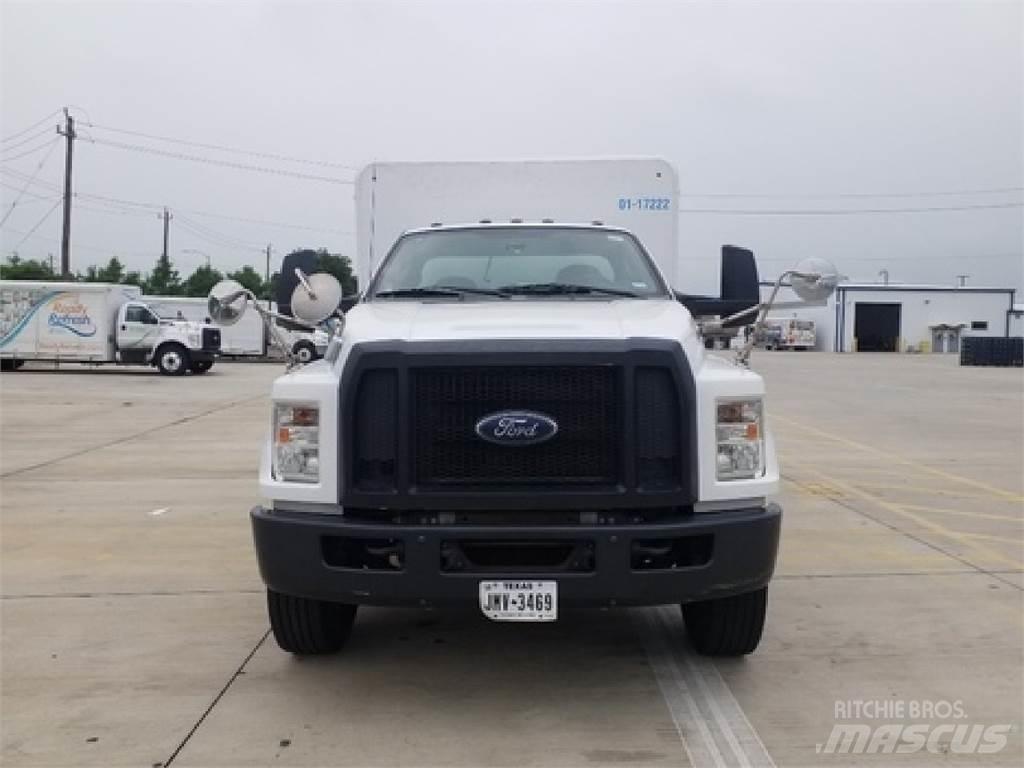 Ford F650 Camion de livraison de boisson
