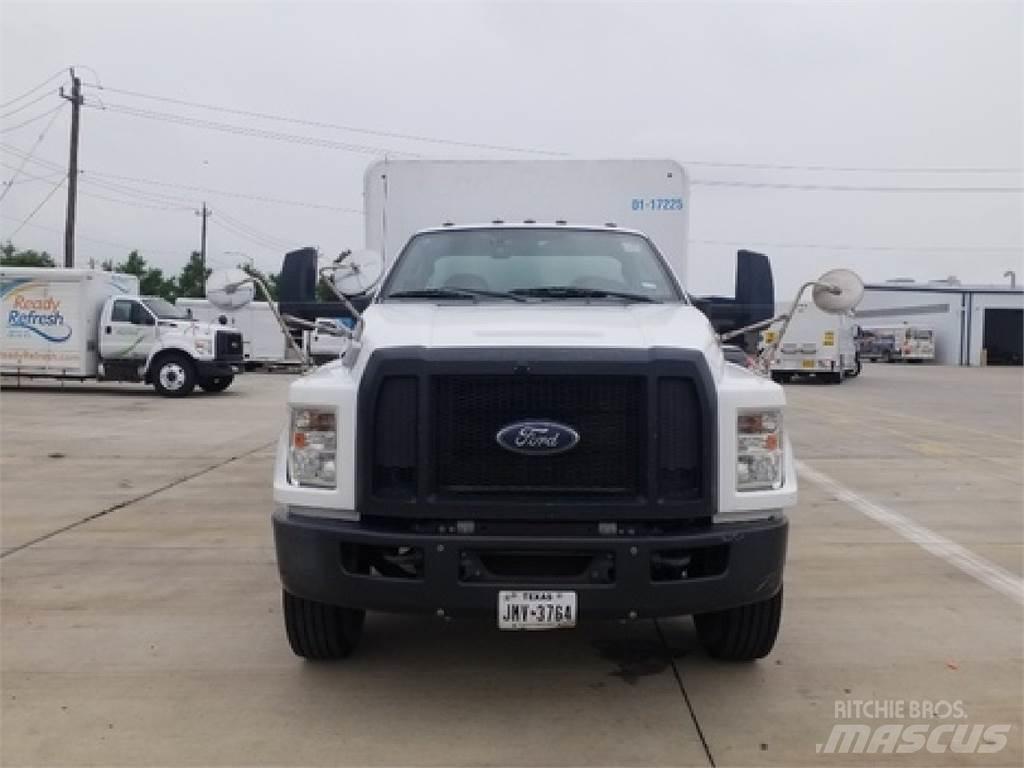 Ford F650 Camion de livraison de boisson