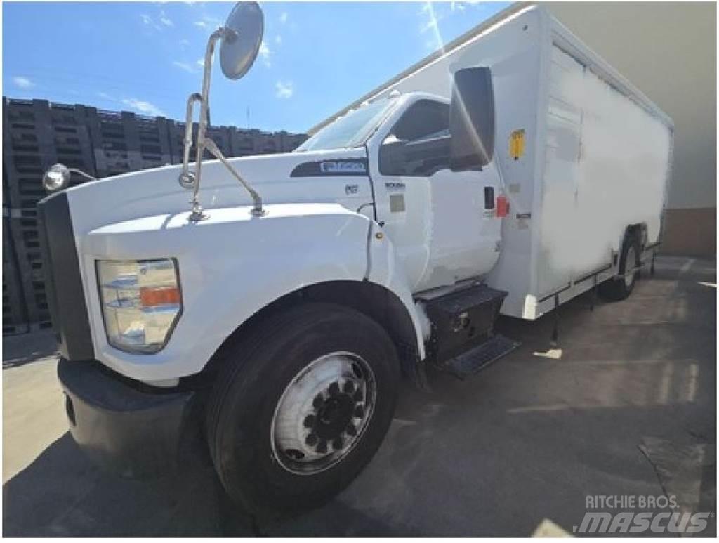 Ford F650 Camion de livraison de boisson