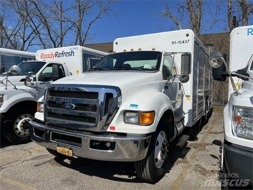 Ford F750 Camion Fourgon