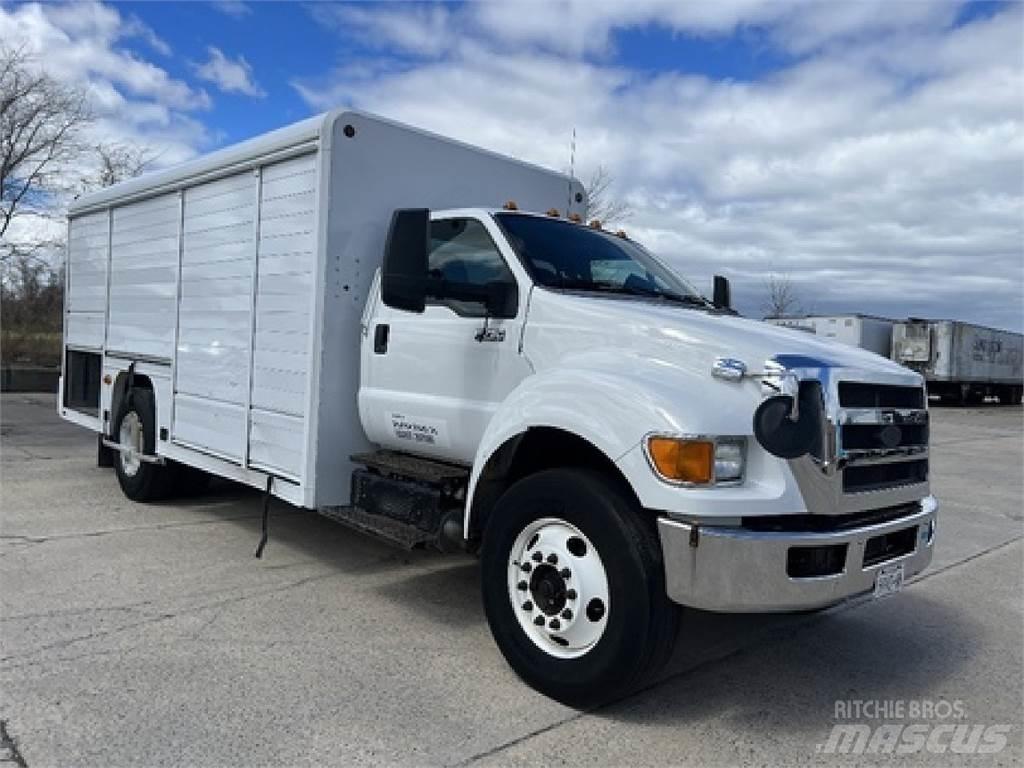 Ford F750 Camion de livraison de boisson