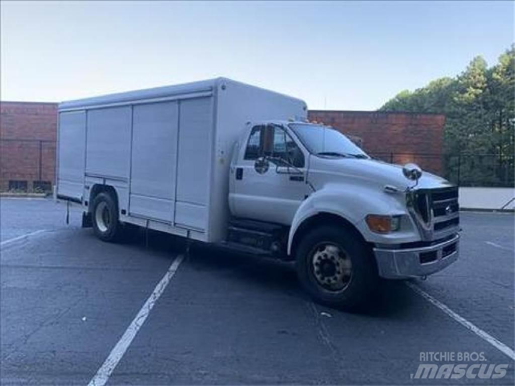Ford F750 Camion de livraison de boisson