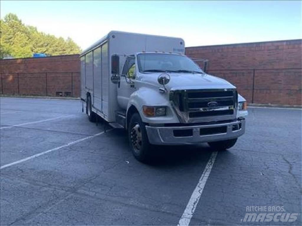 Ford F750 Camion de livraison de boisson