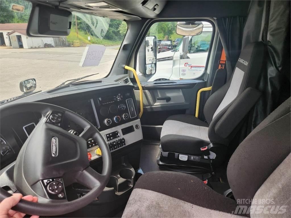 Freightliner 126 Tracteur routier