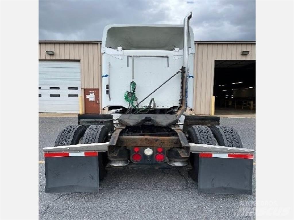 Freightliner C112 Tracteur routier