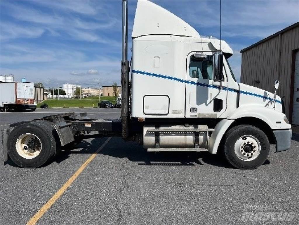 Freightliner CL112 Tracteur routier