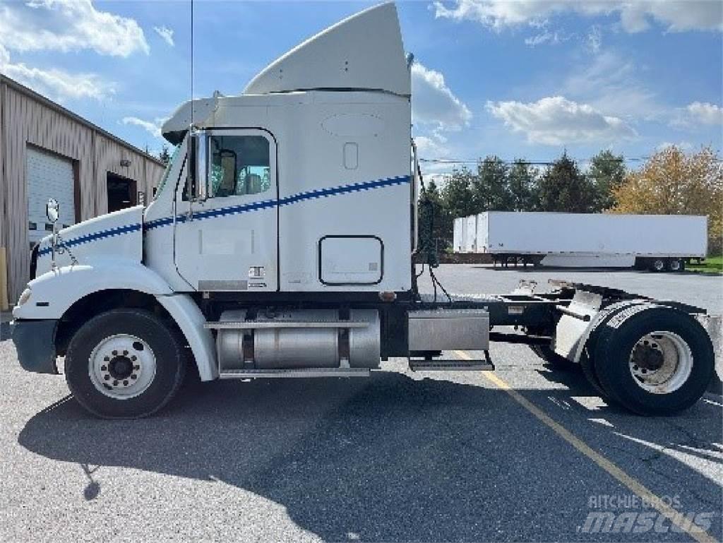 Freightliner CL112 Tracteur routier
