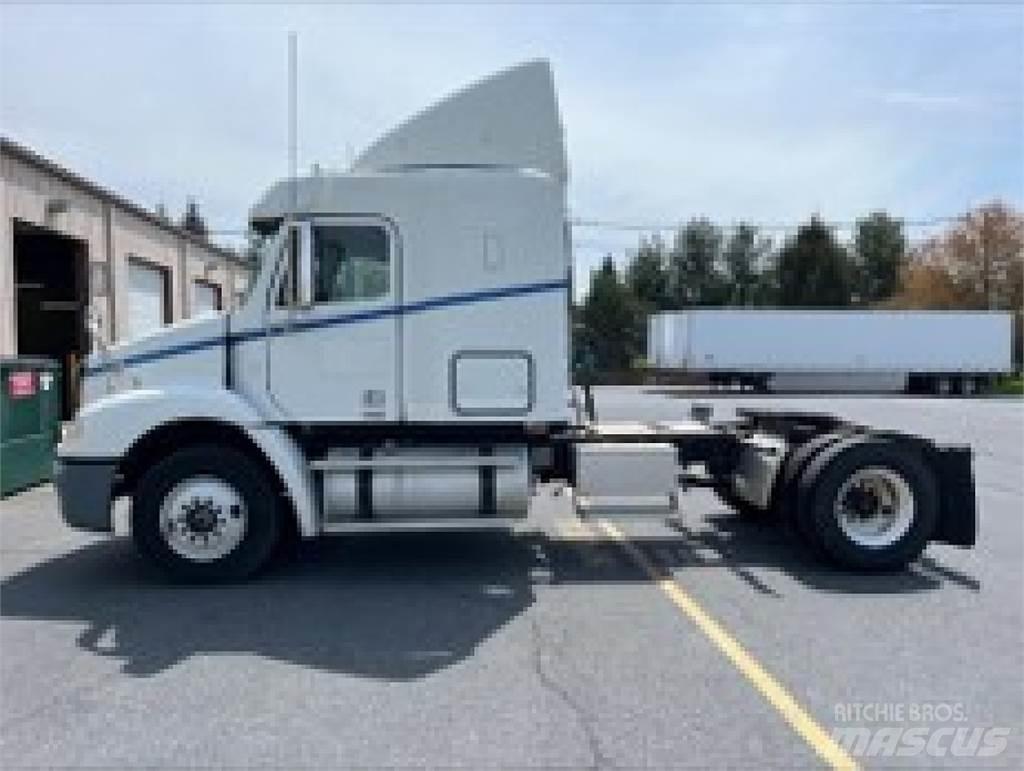 Freightliner CL112G Tracteur routier