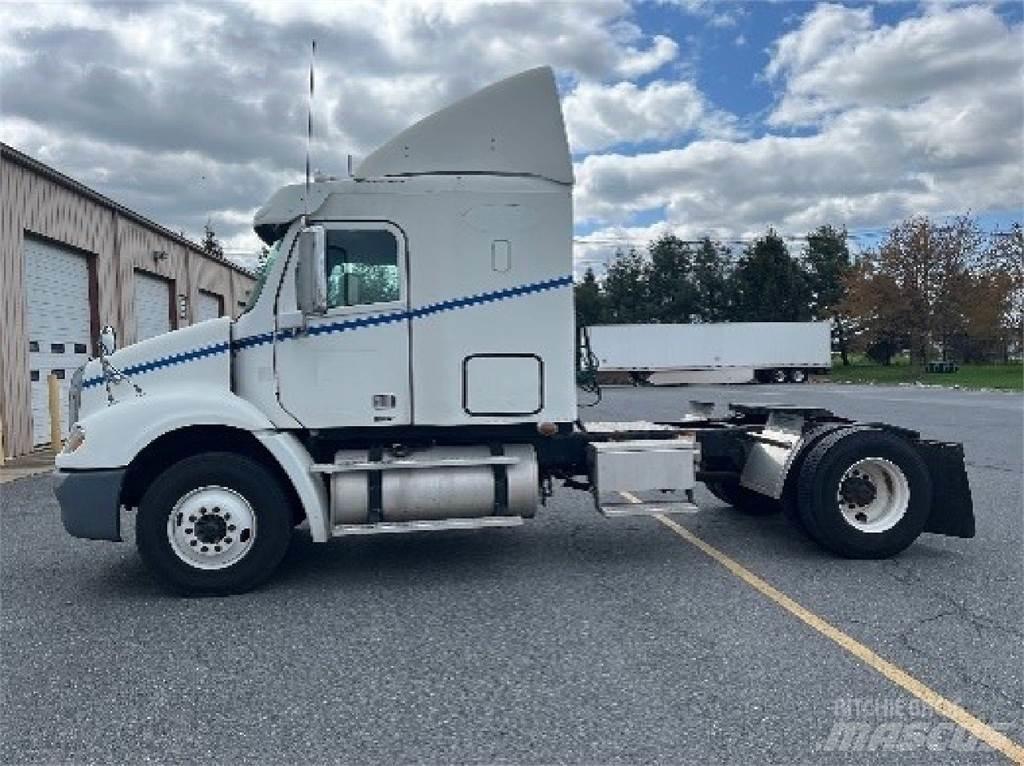 Freightliner CL112G Tracteur routier