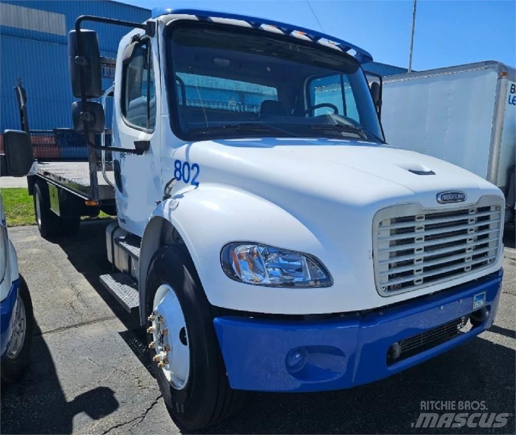 Freightliner M2 Camion plateau