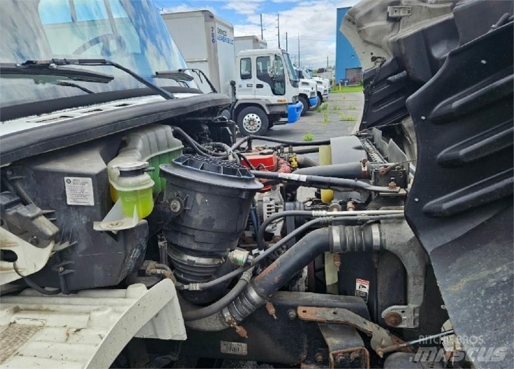 Freightliner M2 Camion Fourgon