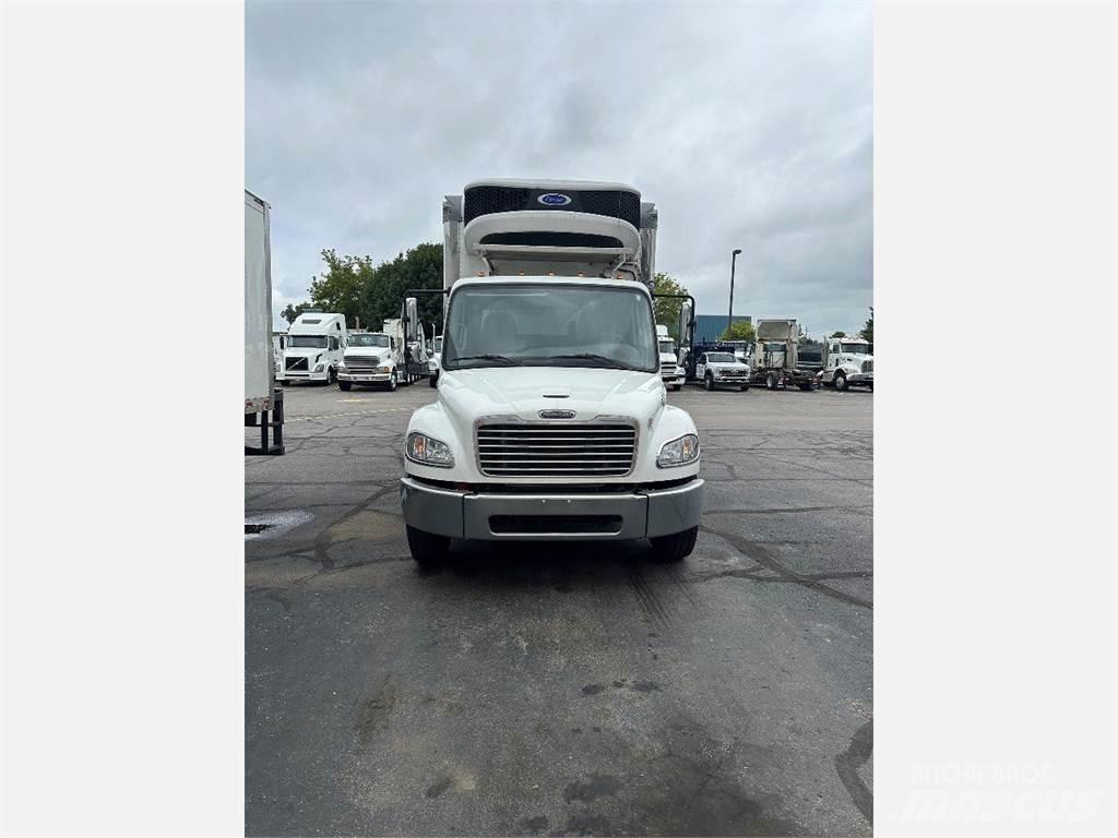 Freightliner M2 106 Camion frigorifique