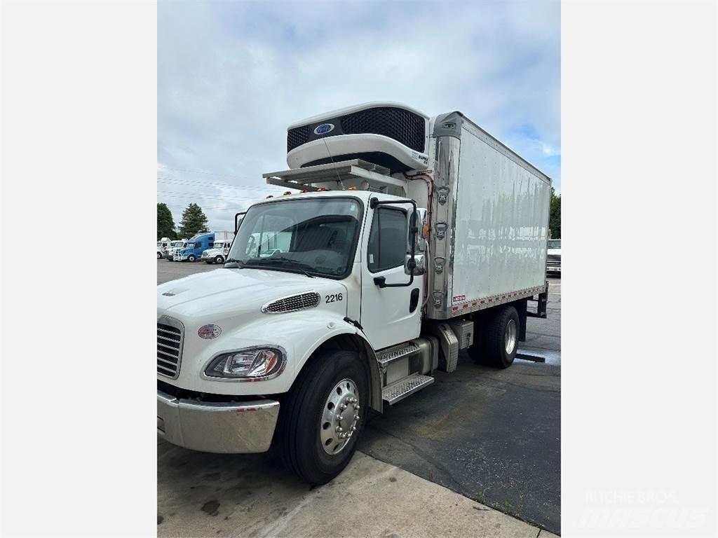 Freightliner M2 106 Camion frigorifique