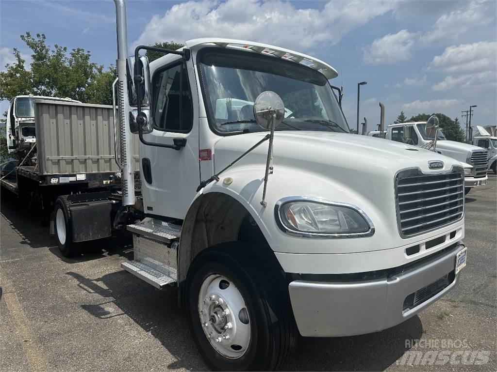 Freightliner M2 106 Tracteur routier
