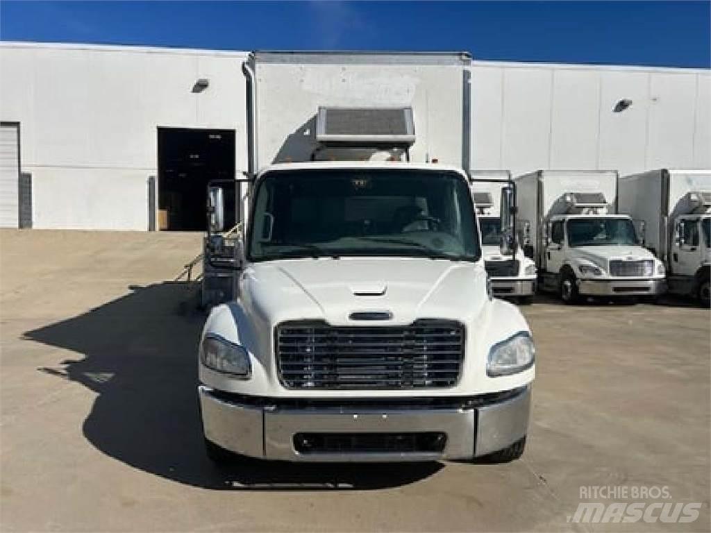 Freightliner M2-106 Camion Fourgon