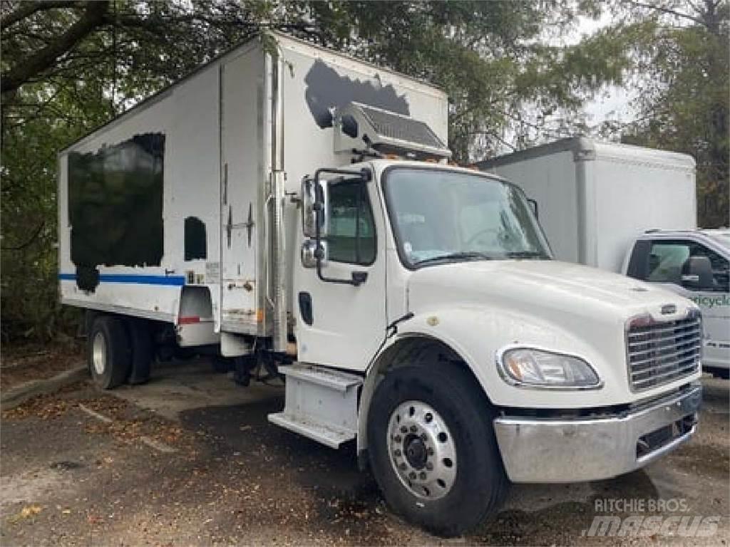 Freightliner M2-106 Camion Fourgon