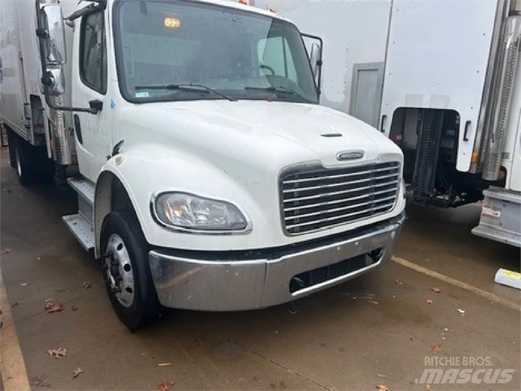 Freightliner M2-106 Camion Fourgon