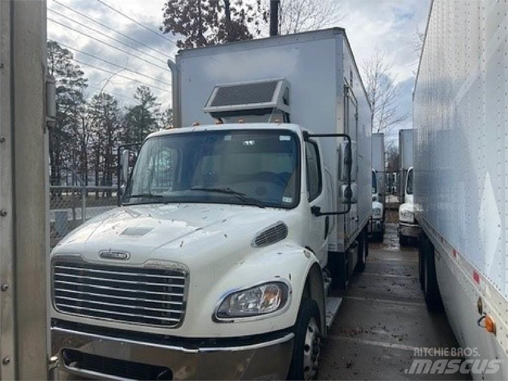 Freightliner M2-106 Camion Fourgon