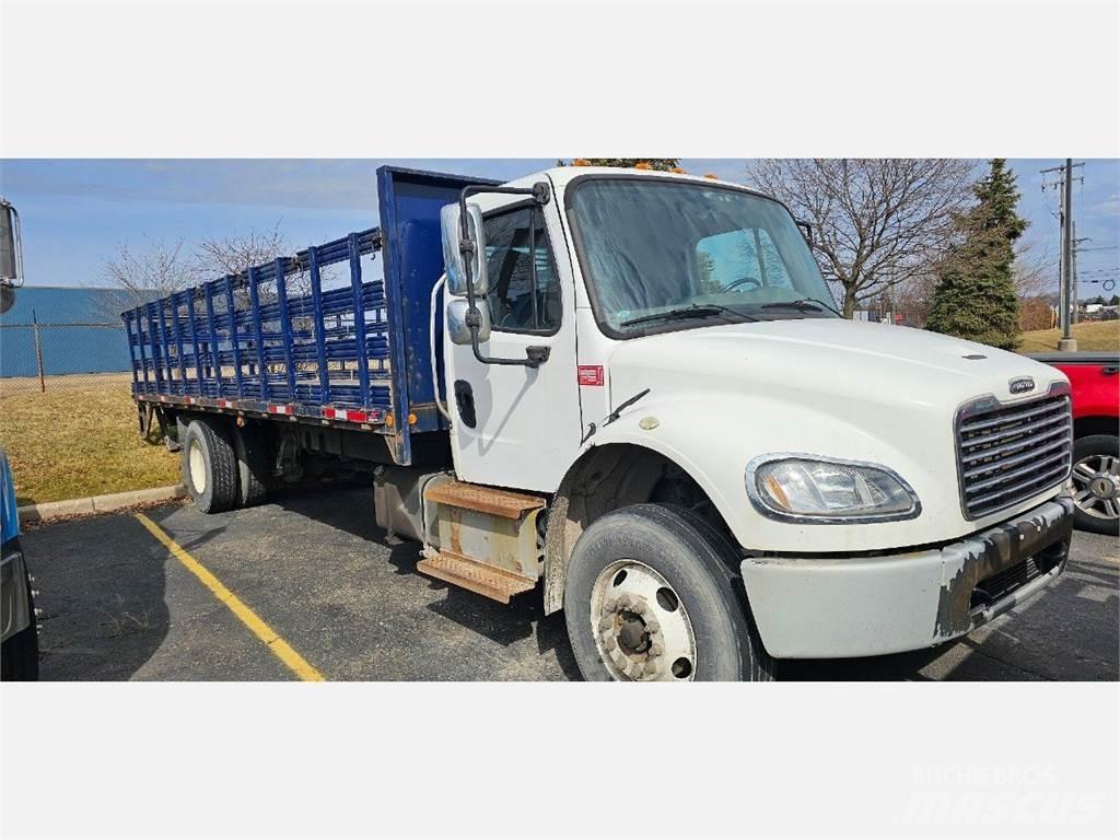 Freightliner M2 106 Camion plateau