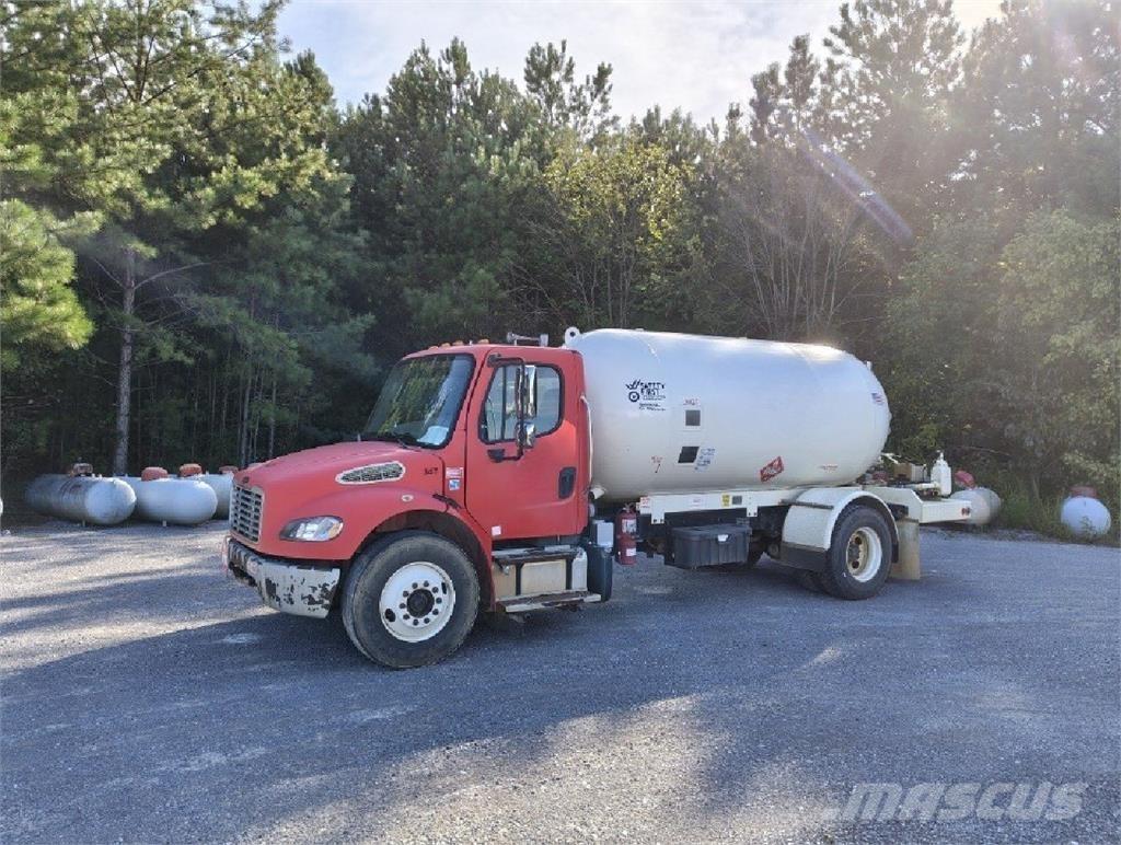 Freightliner M2 106 Autre camion