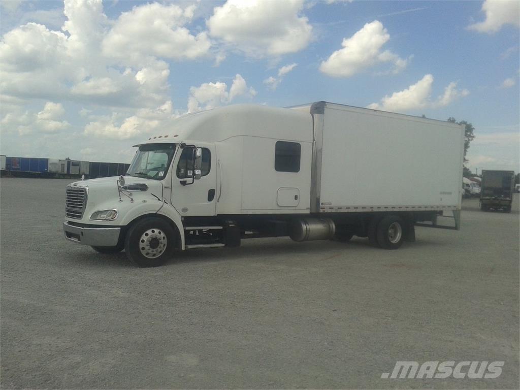 Freightliner M2-112 Camion Fourgon