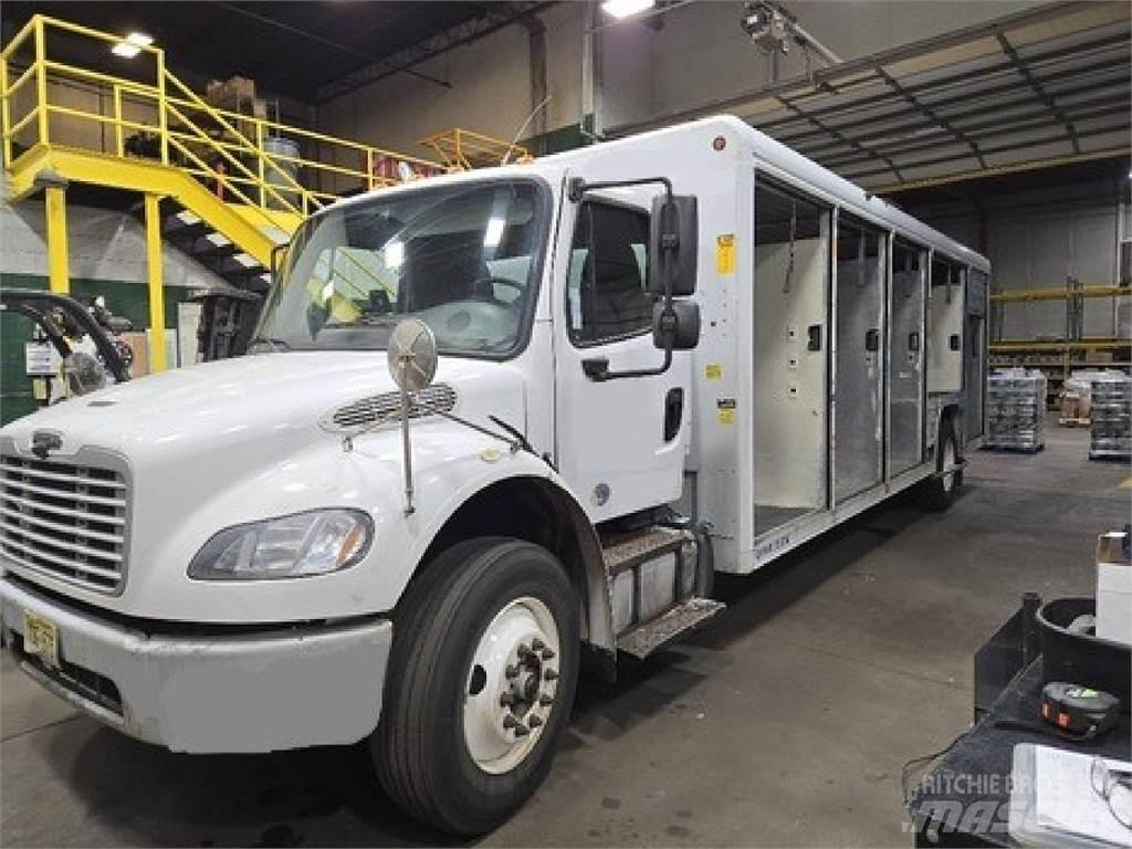 Freightliner M2106 Camion de livraison de boisson