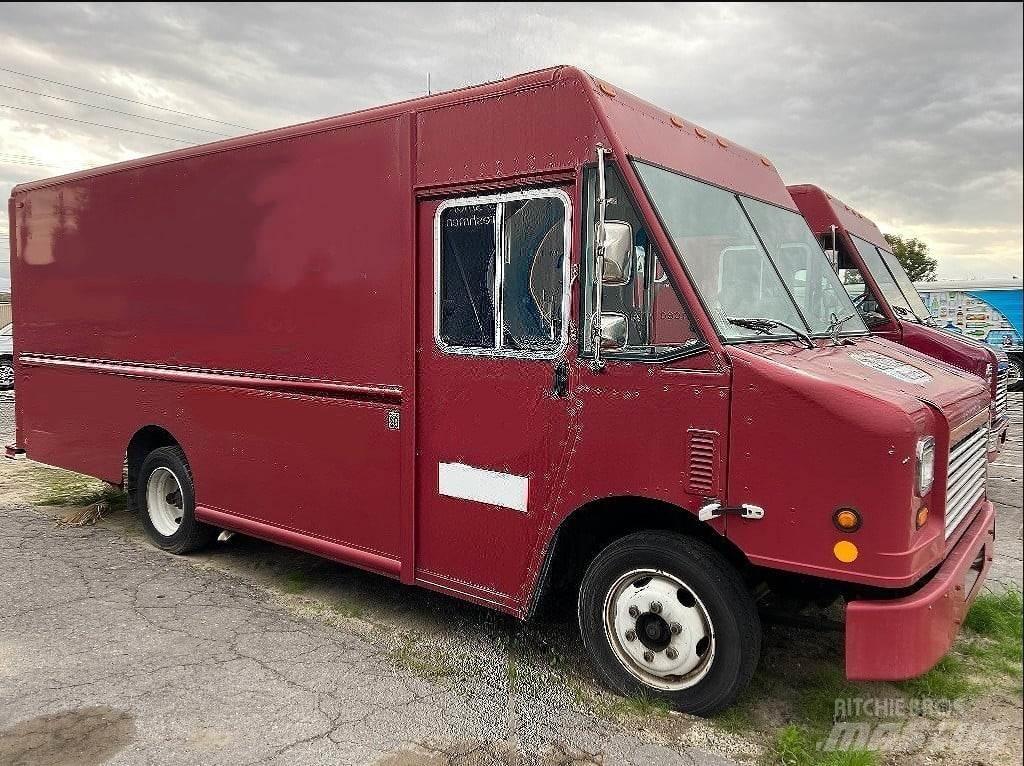 Freightliner MT45 Fourgon