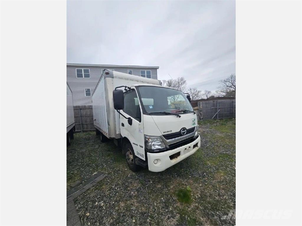 Hino 195 Camion Fourgon