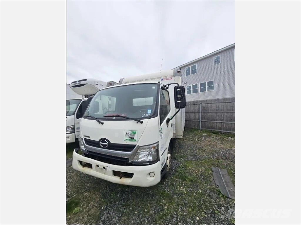Hino 195 Camion Fourgon