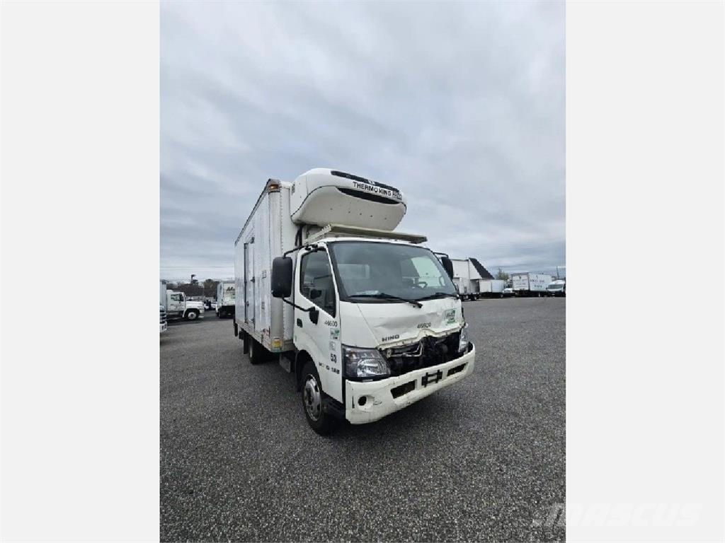 Hino 195 Camion frigorifique