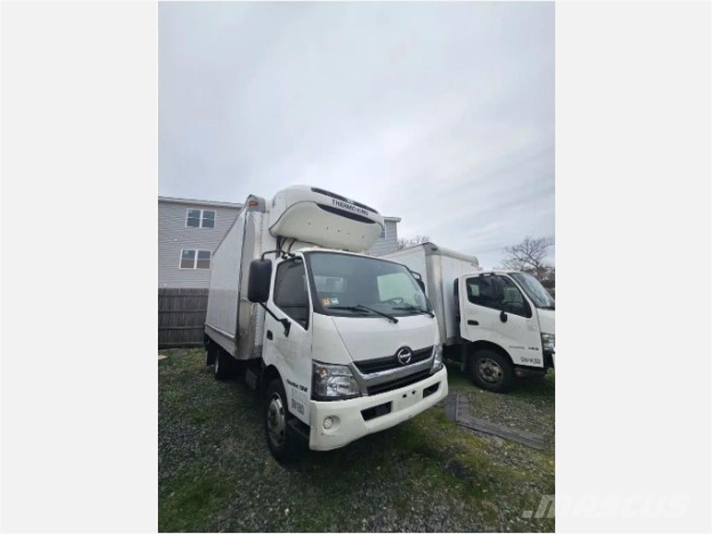 Hino 195 Camion frigorifique