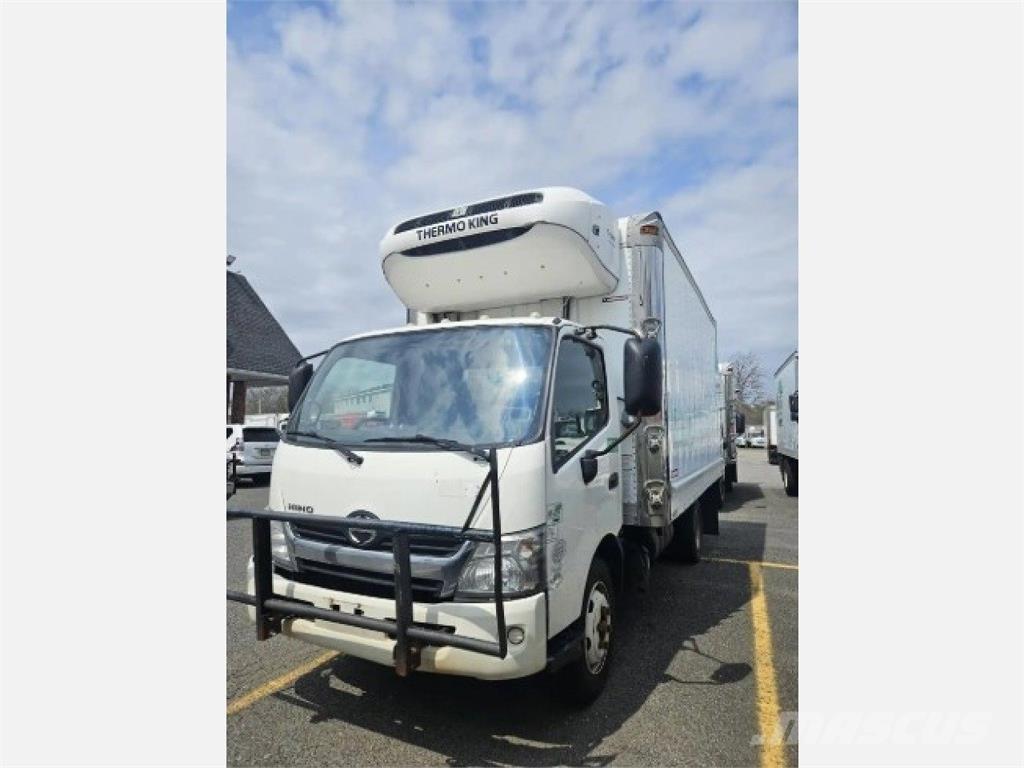 Hino 195 Camion frigorifique