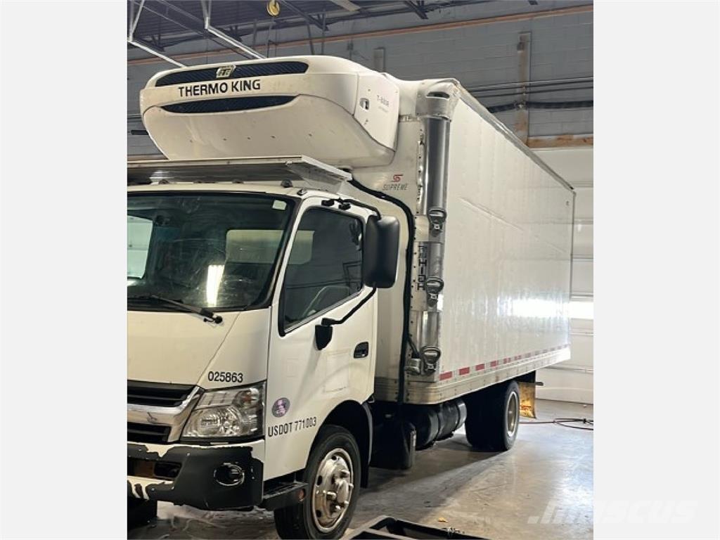 Hino 195 Camion frigorifique