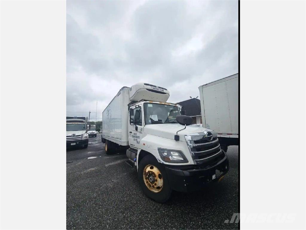 Hino 268 Camion frigorifique