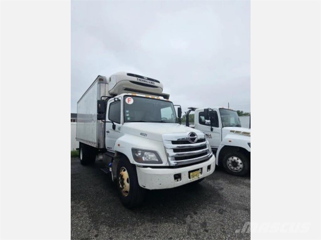Hino 268 Camion frigorifique