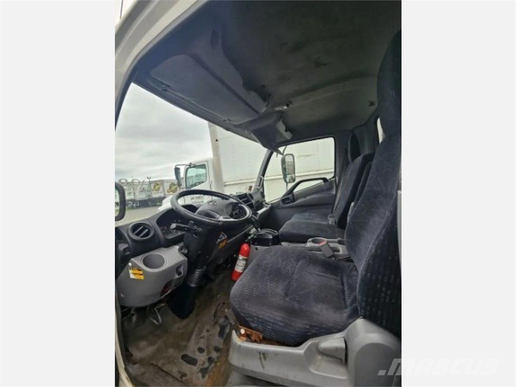 Hino 268 Camion frigorifique